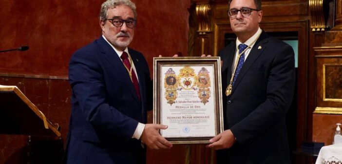Salvador Pozo, homenajeado por Málaga y su Hermandad